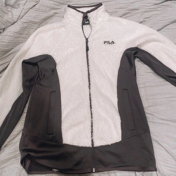 Fila fluffy zip up jacket - Picture 1 of 3
